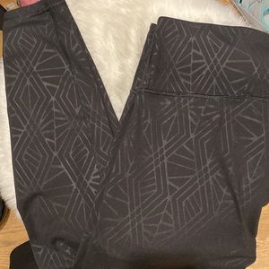 Old navy active high waisted 7/8 length